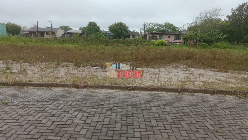 TERRENO EM RUA PAVIMENTADA EM PRAIA DE CURUMIM!: 1ª foto da galeria de imagens do imóvel