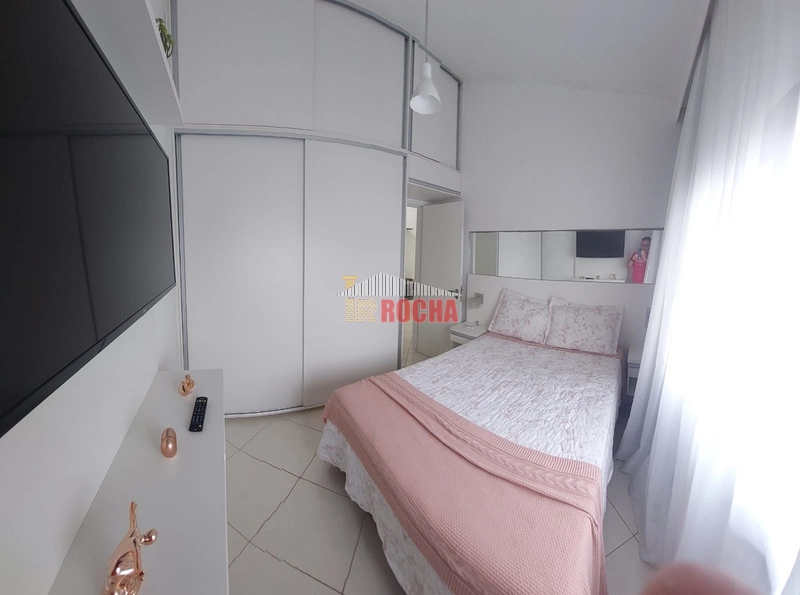 CASA ALTO PADRÃO COM PONTO DE COMERCIO, DUAS QUADRAS DO MAR: 16ª foto da galeria de imagens do imóvel