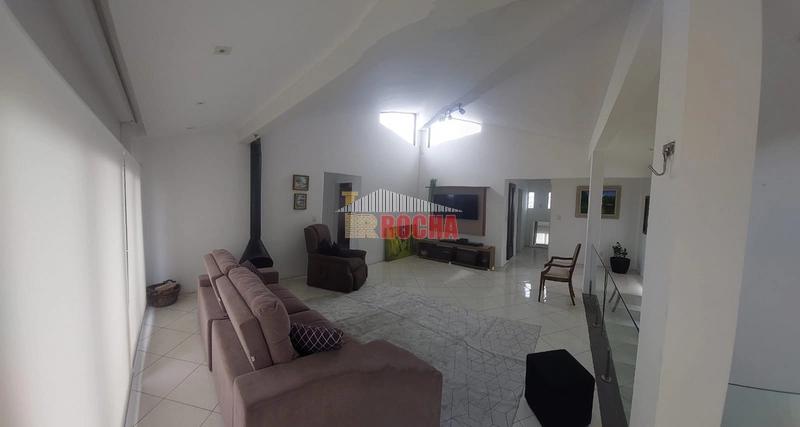 CASA ALTO PADRÃO COM PONTO DE COMERCIO, DUAS QUADRAS DO MAR: 5ª foto da galeria de imagens do imóvel