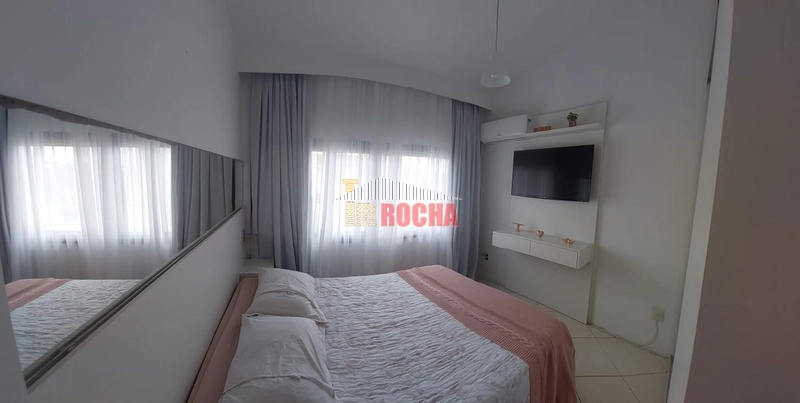 CASA ALTO PADRÃO COM PONTO DE COMERCIO, DUAS QUADRAS DO MAR: 14ª foto da galeria de imagens do imóvel