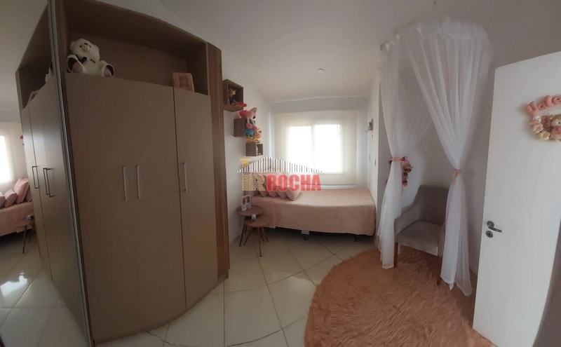 CASA ALTO PADRÃO COM PONTO DE COMERCIO, DUAS QUADRAS DO MAR: 18ª foto da galeria de imagens do imóvel