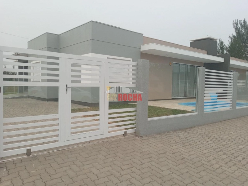 LINDA CASA COM PISCINA EM CURUMIM A 300 METROS DO MAR!: 2ª foto da galeria de imagens do imóvel