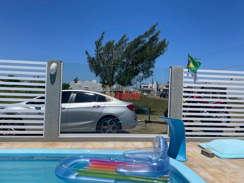 LINDA CASA COM PISCINA EM CURUMIM A 300 METROS DO MAR!: 3ª foto da galeria de imagens do imóvel