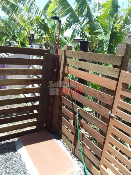 Linda casa a poucos metros do mar: 14ª foto da galeria de imagens do imóvel