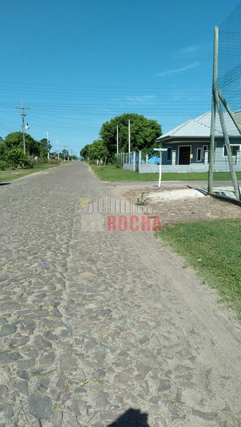 TERRENO EM ÓTIMA LOCALIZAÇÃO EM PRAIA ARROIO TEIXEIRA!: 5ª foto da galeria de imagens do imóvel