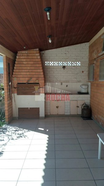 CASA  A POUCOS METROS DO MAR EM PRAIA ARROIO TEIXEIRA!: 9ª foto da galeria de imagens do imóvel