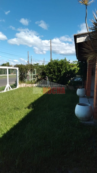 CASA  A POUCOS METROS DO MAR EM PRAIA ARROIO TEIXEIRA!: 5ª foto da galeria de imagens do imóvel