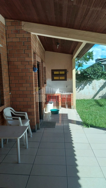 CASA  A POUCOS METROS DO MAR EM PRAIA ARROIO TEIXEIRA!: 10ª foto da galeria de imagens do imóvel