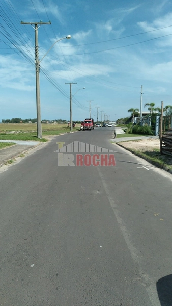 TERRENO PRÓXIMO DO MAR EM PRAIA ARROIO TEIXEIRA!: 4ª foto da galeria de imagens do imóvel