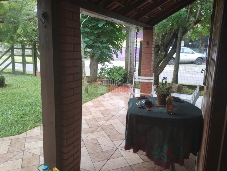 CASA A DUAS QUADRAS DO MAR  EM PRAIA ARROIO TEIXEIRA!: 25ª foto da galeria de imagens do imóvel