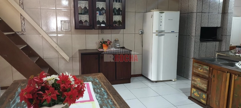 CASA A DUAS QUADRAS DO MAR  EM PRAIA ARROIO TEIXEIRA!: 11ª foto da galeria de imagens do imóvel