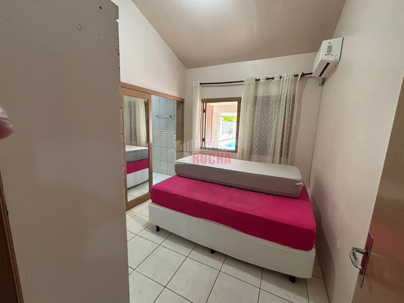LINDA CASA A POUCOS METROS DO MAR EM PRAIA ARROIO TEIXEIRA!: 13ª foto da galeria de imagens do imóvel