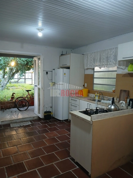CASA A POUCOS  METROS DO MAR EM PRAIA DE ARROIO TEIXEIRA: 9ª foto da galeria de imagens do imóvel