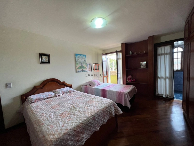 Sobrado 4 quartos (uma suite master) a venda no Santa Quitéria: 10ª foto da galeria de imagens do imóvel