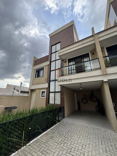Sobrado Triplex 3 quartos (uma suite) a venda no Xaxim: 2ª foto da galeria de imagens do imóvel