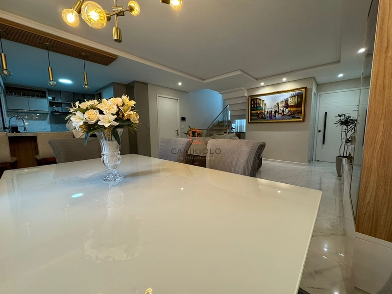 Sobrado Triplex 3 quartos (uma suite) a venda no Xaxim: 6ª foto da galeria de imagens do imóvel