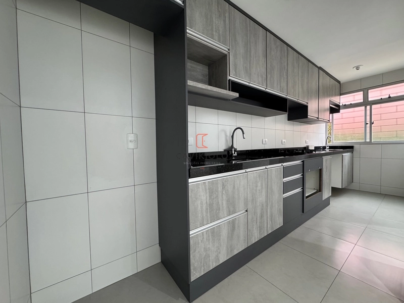 Apartamento 2 quartos no térreo pra aluguel no Pinheirinho: 1ª foto da galeria de imagens do imóvel