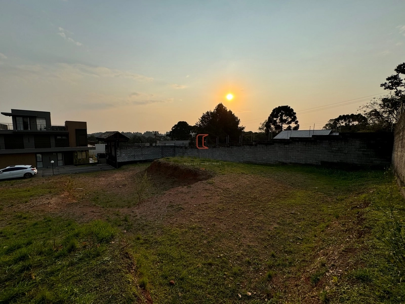 Terreno com 447m2 em condominio fechado a venda no Umbará: 3ª foto da galeria de imagens do imóvel