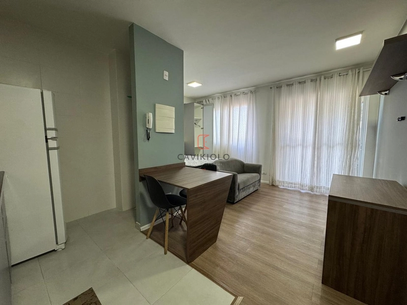 Apartamento studio a venda no Capão Raso com vaga de garagem: 1ª foto da galeria de imagens do imóvel