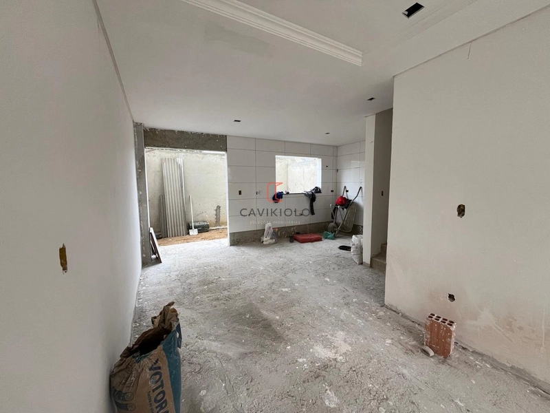 Sobrados 4 quartos a venda no bairro Sitio Cercado: 2ª foto da galeria de imagens do imóvel