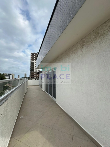 Este apartamento de cobertura no Edifício Interprise Center: 9ª foto da galeria de imagens do imóvel