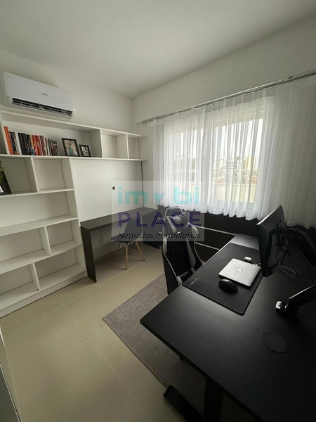 Este apartamento de cobertura no Edifício Interprise Center: 6ª foto da galeria de imagens do imóvel