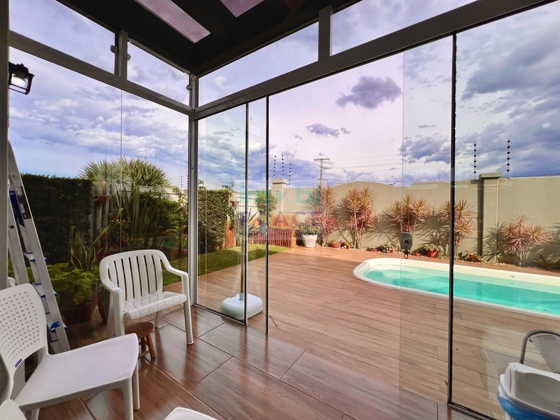 Apresentamos esta magnífica casa no Condomínio quintas do lago: 26ª foto da galeria de imagens do imóvel