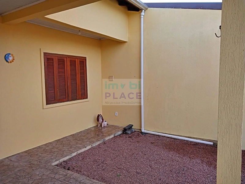 Casa 2 dormitórios: 3ª foto da galeria de imagens do imóvel
