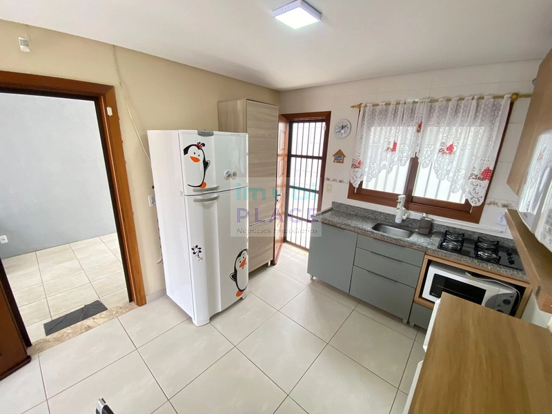 Excelente Casa com Piscina à Venda!: 18ª foto da galeria de imagens do imóvel