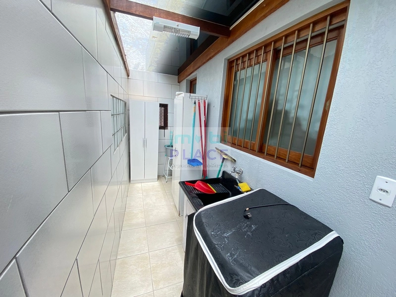 Excelente Casa com Piscina à Venda!: 24ª foto da galeria de imagens do imóvel