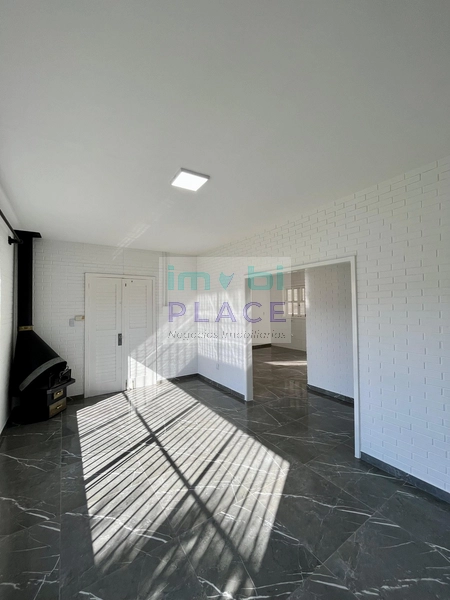 Anúncio de Venda - Casa e Sobrado: 7ª foto da galeria de imagens do imóvel