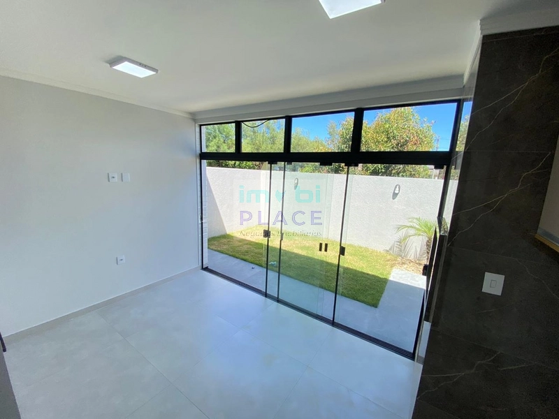 Linda e Super Moderna Casa à Venda!: 2ª foto da galeria de imagens do imóvel