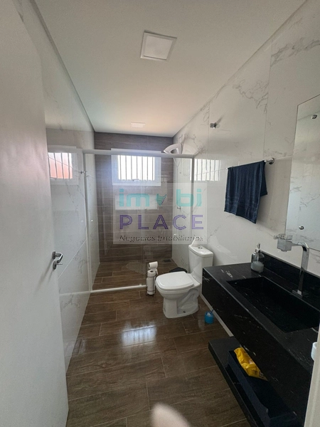Linda Casa Moderna em Excelente Localização - Conforto, Estilo e Quali: 23ª foto da galeria de imagens do imóvel