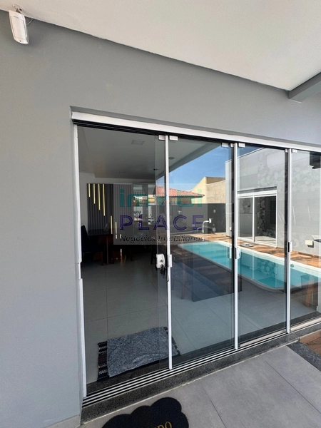 Linda Casa Moderna em Excelente Localização - Conforto, Estilo e Quali: 19ª foto da galeria de imagens do imóvel