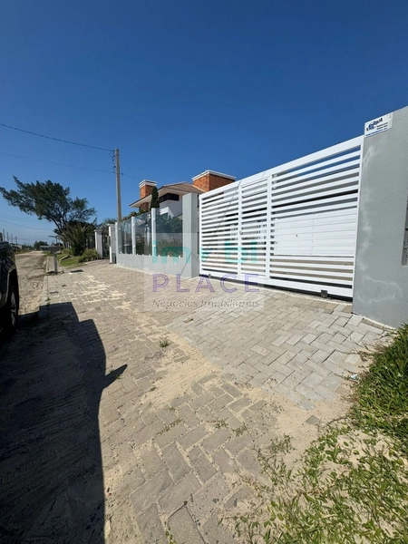 Linda Casa Moderna em Excelente Localização - Conforto, Estilo e Quali: 35ª foto da galeria de imagens do imóvel
