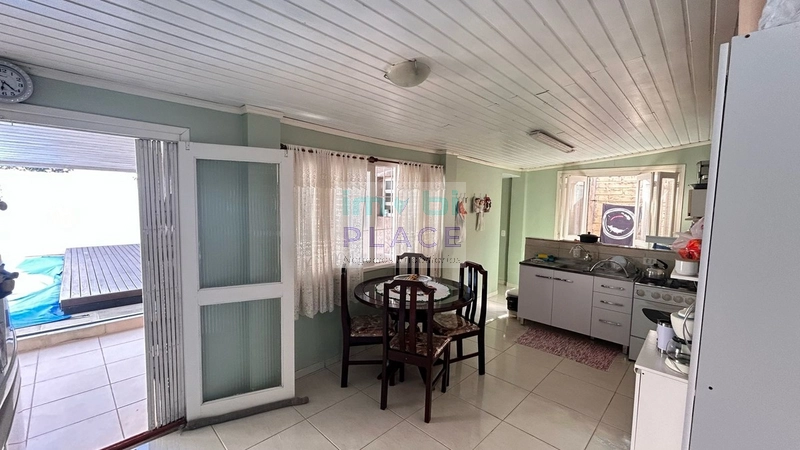 Excelente casa com piscina em região nobre de tramandaí: 11ª foto da galeria de imagens do imóvel