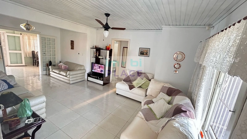 Excelente casa com piscina em região nobre de tramandaí: 6ª foto da galeria de imagens do imóvel