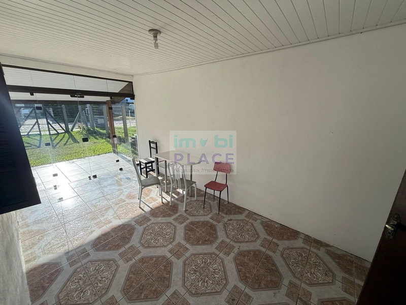 Casa à venda: 2 dormitórios, banheiro social e garagem: 7ª foto da galeria de imagens do imóvel