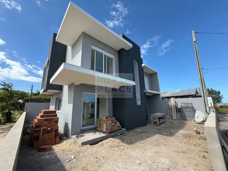 Casa Duplex de Alto Padrão em Mariluz, Imbé: 4ª foto da galeria de imagens do imóvel