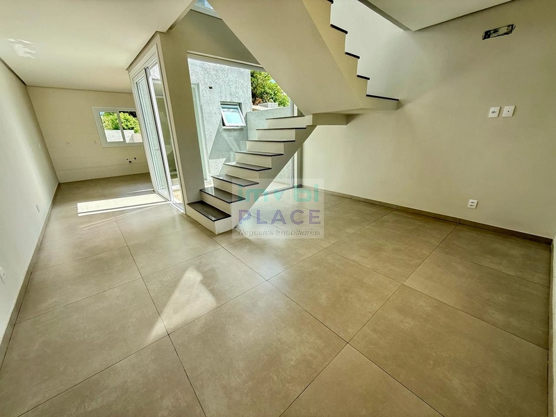 obrados Duplex de Alto Padrão - Conforto e Elegância para Sua Família.: 3ª foto da galeria de imagens do imóvel