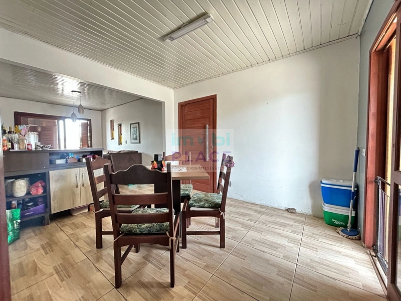Pátio Amplo com Duas Casas – Conforto e Praticidade Perto de Tudo: 7ª foto da galeria de imagens do imóvel