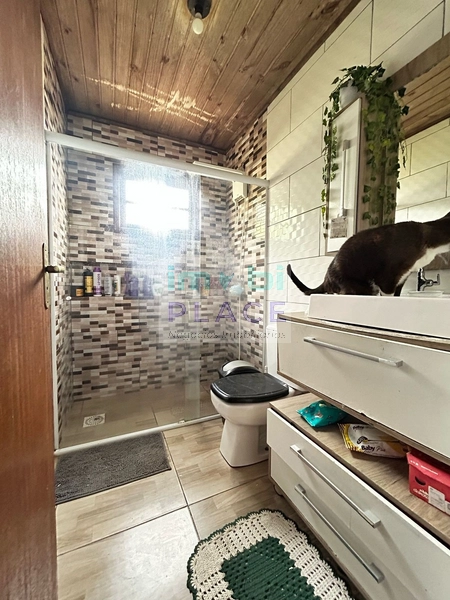 Pátio Amplo com Duas Casas – Conforto e Praticidade Perto de Tudo: 15ª foto da galeria de imagens do imóvel