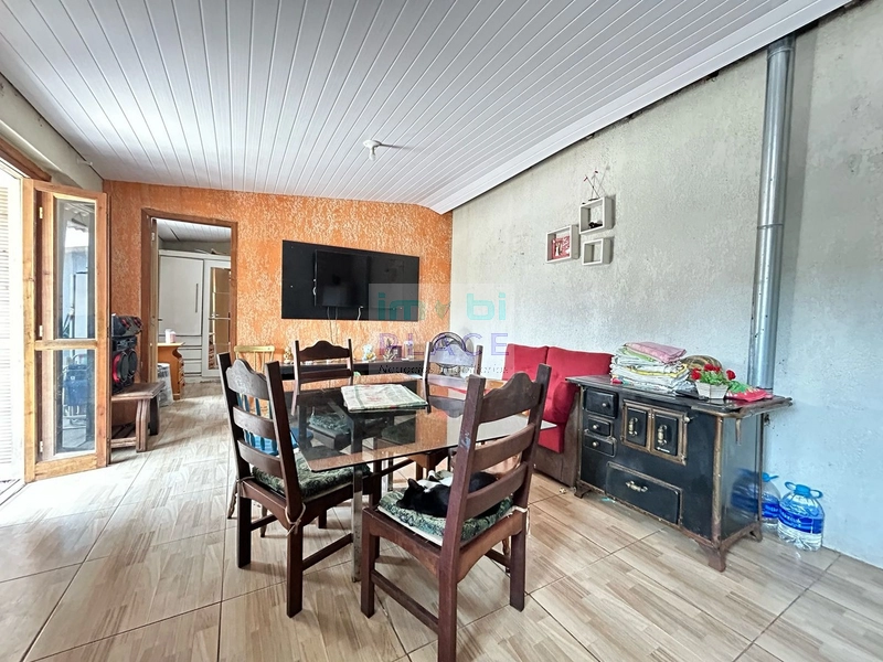 Pátio Amplo com Duas Casas – Conforto e Praticidade Perto de Tudo: 35ª foto da galeria de imagens do imóvel