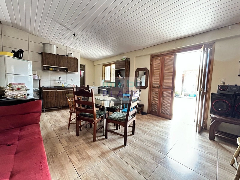 Pátio Amplo com Duas Casas – Conforto e Praticidade Perto de Tudo: 32ª foto da galeria de imagens do imóvel