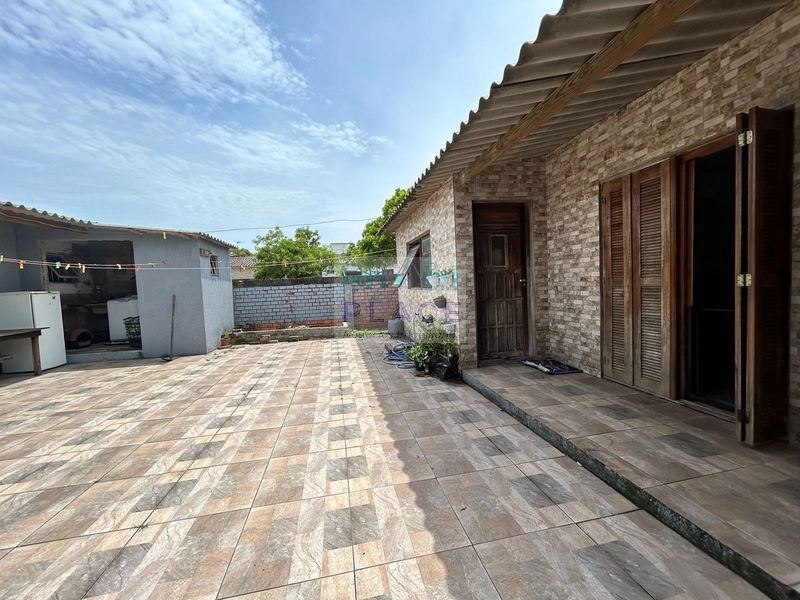 Pátio Amplo com Duas Casas – Conforto e Praticidade Perto de Tudo: 21ª foto da galeria de imagens do imóvel