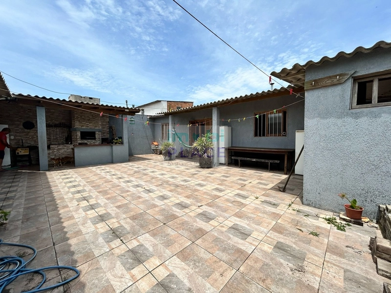 Pátio Amplo com Duas Casas – Conforto e Praticidade Perto de Tudo: 25ª foto da galeria de imagens do imóvel