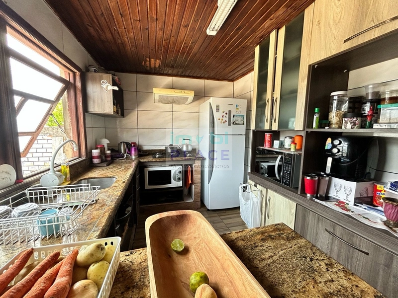 Pátio Amplo com Duas Casas – Conforto e Praticidade Perto de Tudo: 13ª foto da galeria de imagens do imóvel