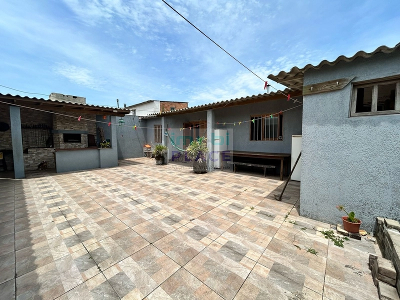 Pátio Amplo com Duas Casas – Conforto e Praticidade Perto de Tudo: 26ª foto da galeria de imagens do imóvel
