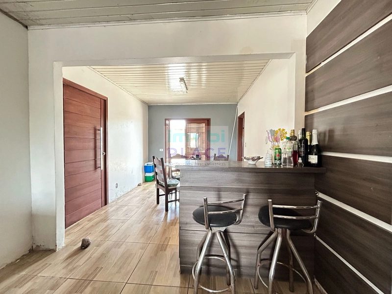 Pátio Amplo com Duas Casas – Conforto e Praticidade Perto de Tudo: 8ª foto da galeria de imagens do imóvel