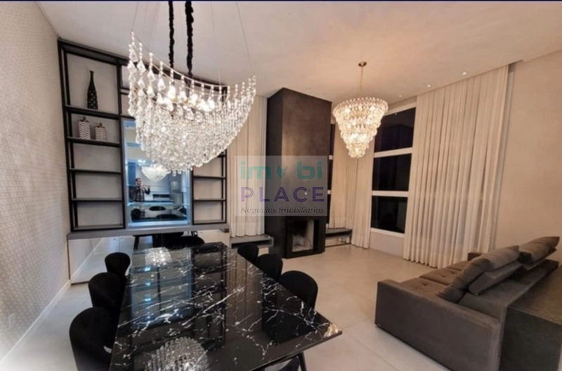 Casa Alto Padrão Mobiliada em Condomínio com Estrutura Completa: 4ª foto da galeria de imagens do imóvel
